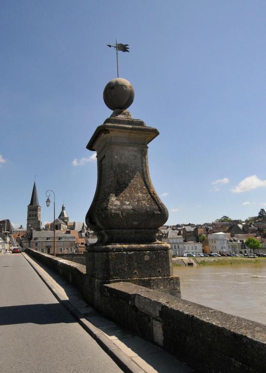 Le Passage Appartement La Charité-sur-Loire Buitenkant foto