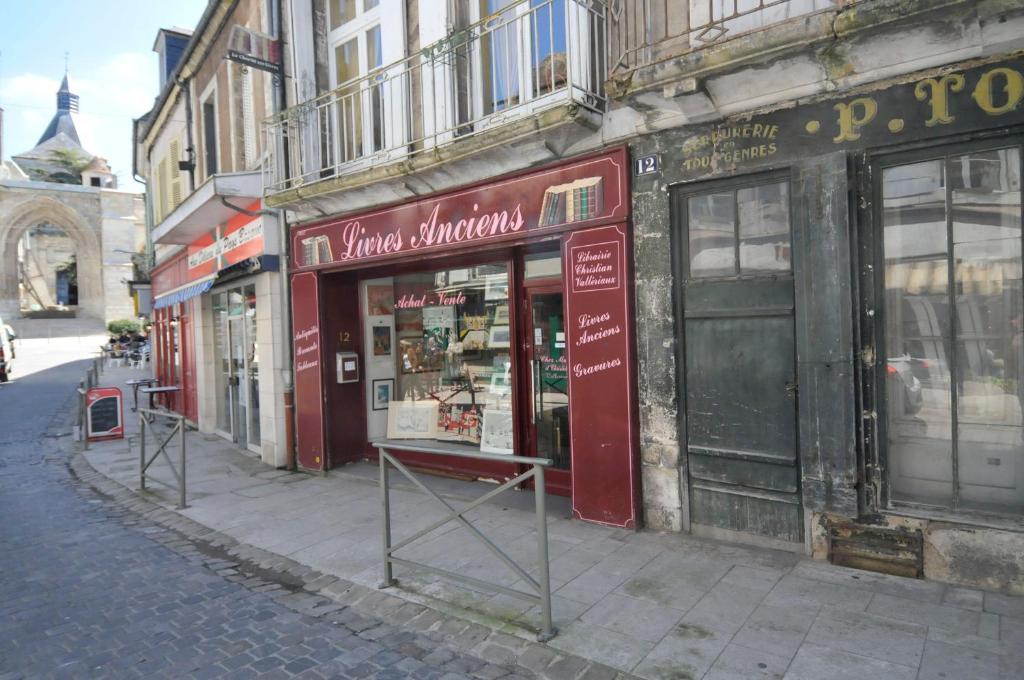 Le Passage Appartement La Charité-sur-Loire Buitenkant foto